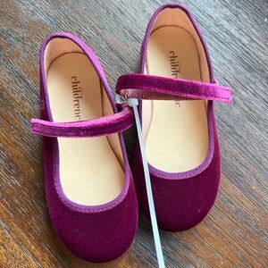 NWOT Children Chic Velvet Mary Jane Flats